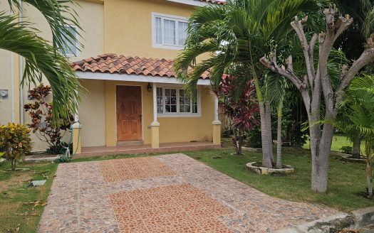 35 Mango Walk Country Club