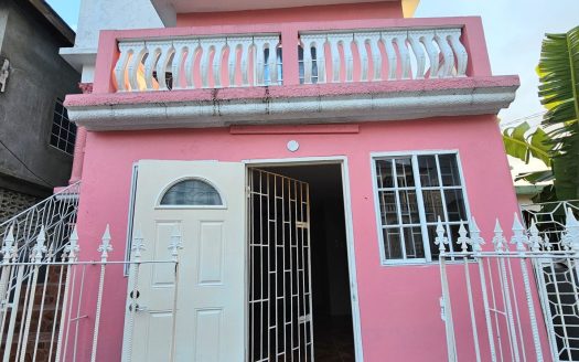 82 Catherine Mount, Unit 1